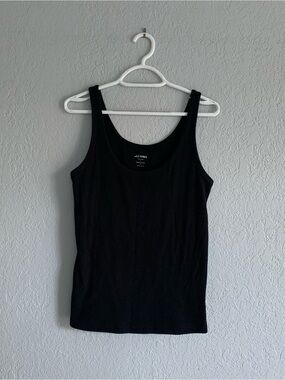 Old Navy Black Scoop Neck Ribbed Tank